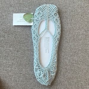 ANTIPAST Crochet Slipper Socks, Size 7-8